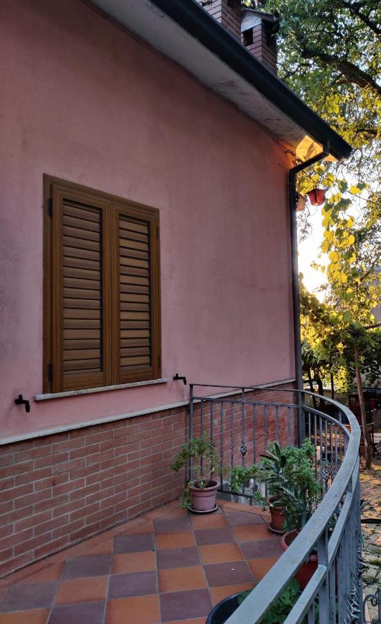 Villa Enrico 蒙蒂基奥 外观 照片